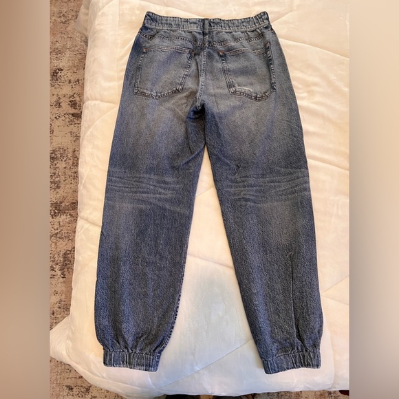 Rag & Bone Joggers Distressed Blue Jeans - Picture 2 of 4